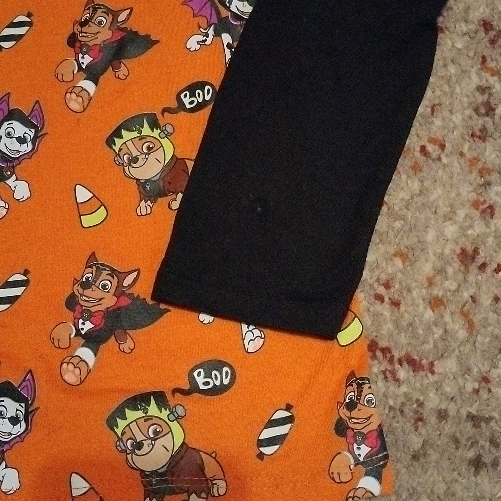 Boys size 5 lot with Halloween shirts and pants - Picture 5 of 8